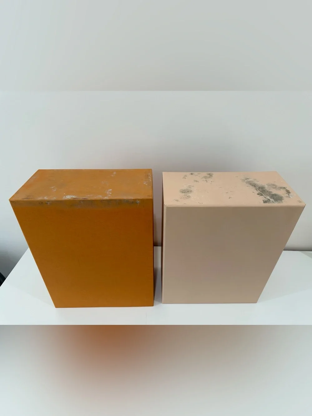 LV Shoe Box Damaged, 13.5x10.5x5.5”|See Description for Important Notice